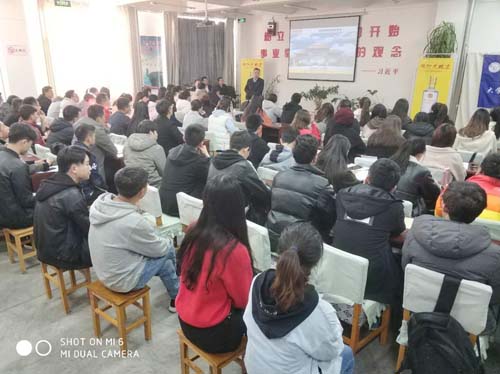 //m.clqc-jt.com/HdUpFile/2019-3/20190304102646657.jpg